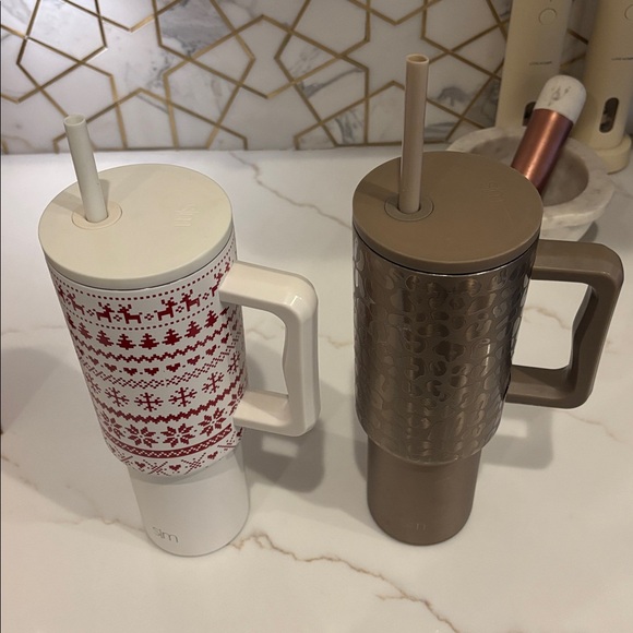 Set of Two Festive and Textured Tumblers Simple Modern like NEW - Picture 2 of 4